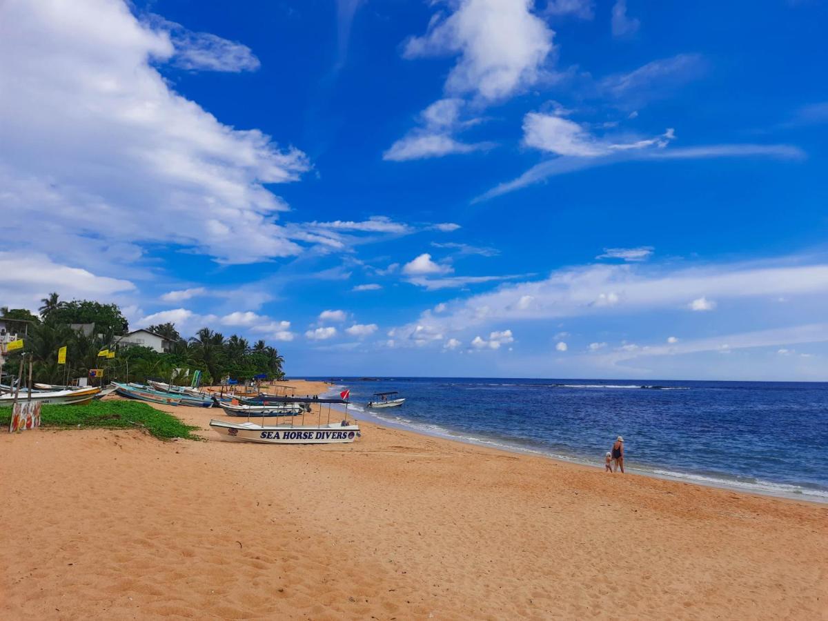 Unawatuna Guest Bagian luar foto