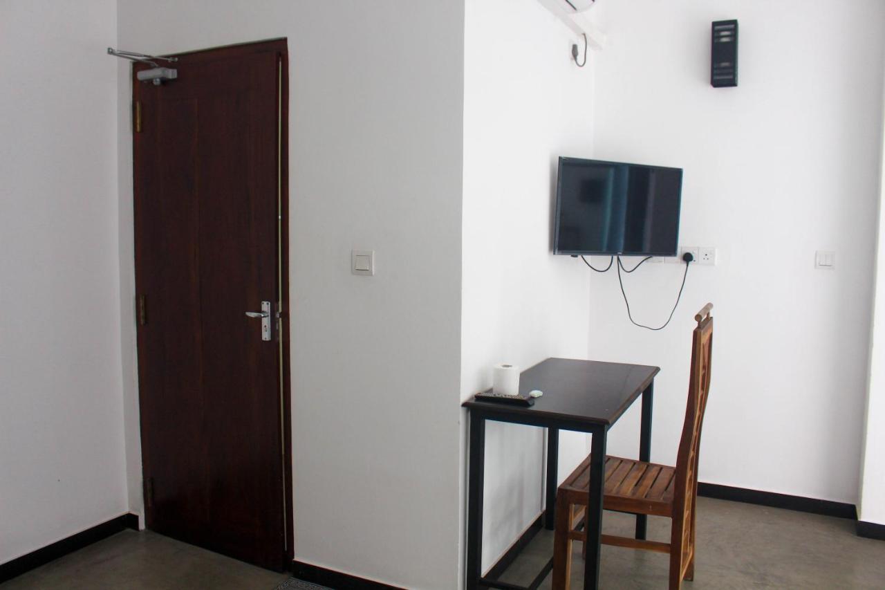 Unawatuna Guest Bagian luar foto