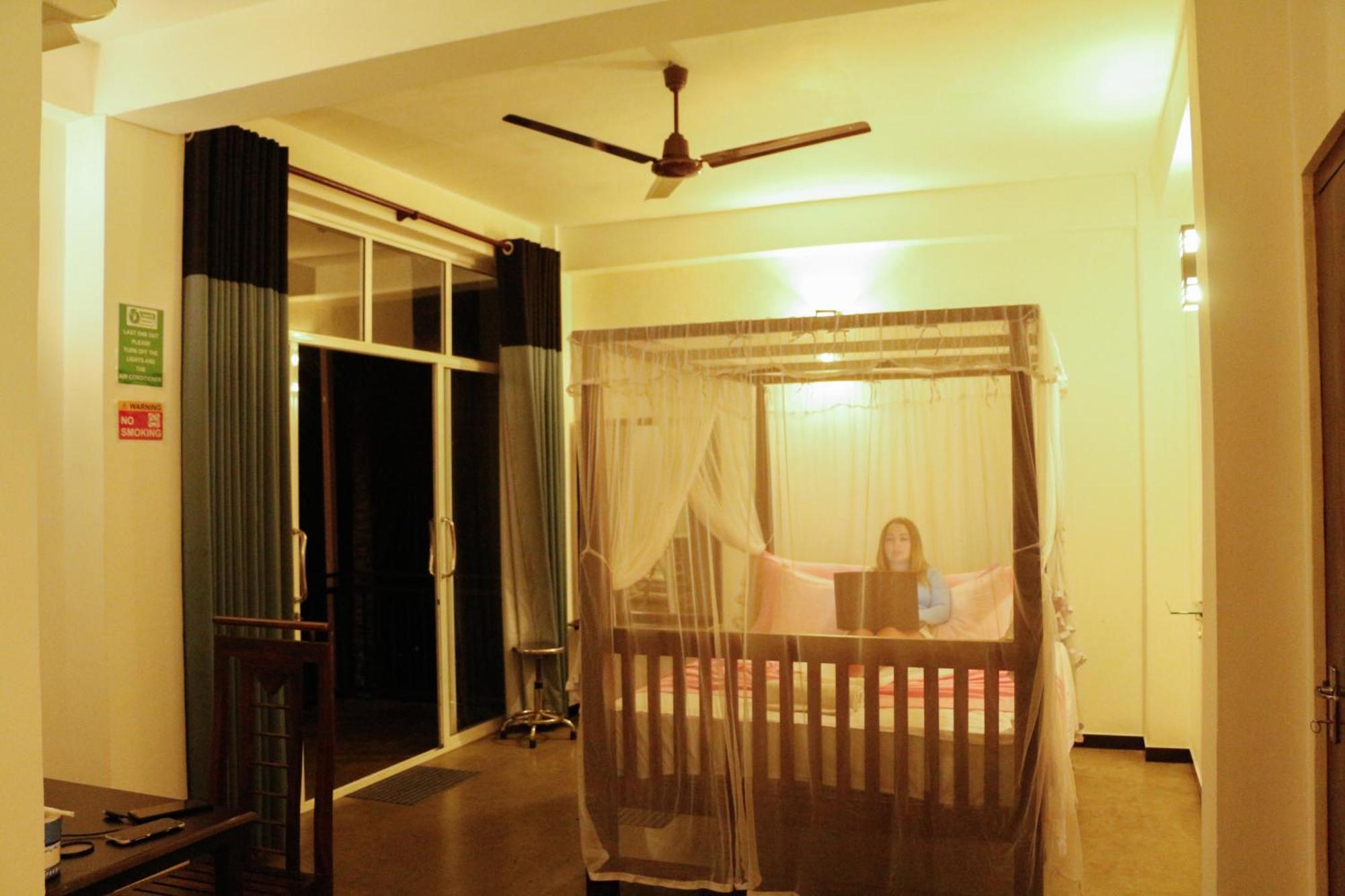 Unawatuna Guest Bagian luar foto